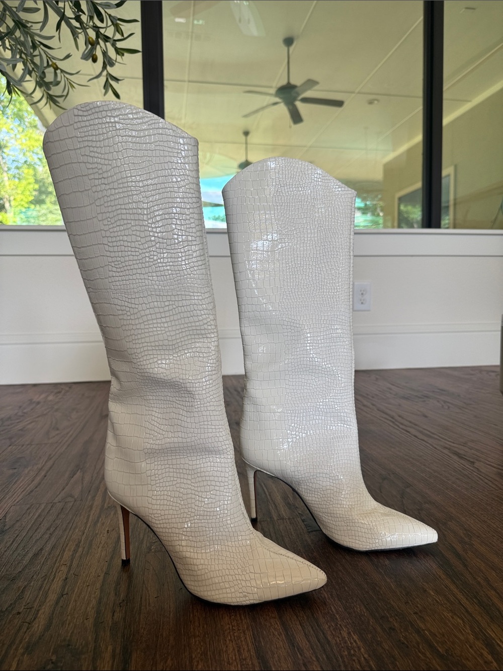 SCHUTZ White Croc-Embossed Pointed-Toe Over-the-Knee Boots - Picture 2 of 6